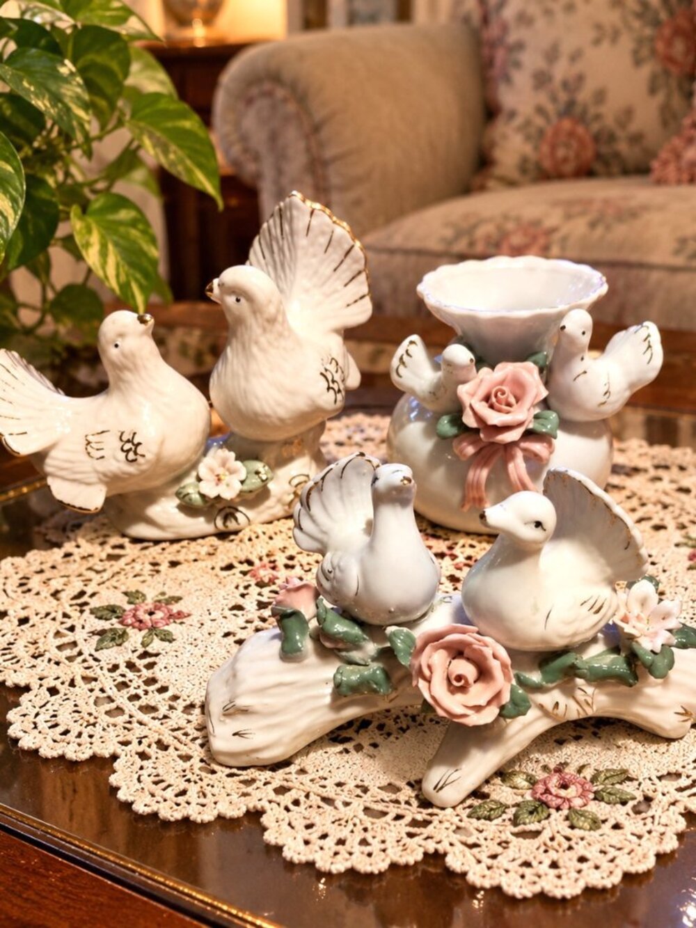 Vintage Porcelain Dove Figurine Set of 3 SHIPS FREE